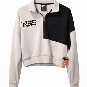 Nike Women's Two-Tone Black and Cream Sweater